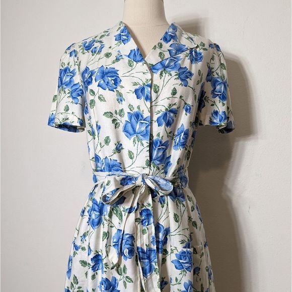 SOLD Vintage 50s Handmade Blue Floral Print Midi Maxi Wrap Dress Short Sleeve - Picture 3 of 16